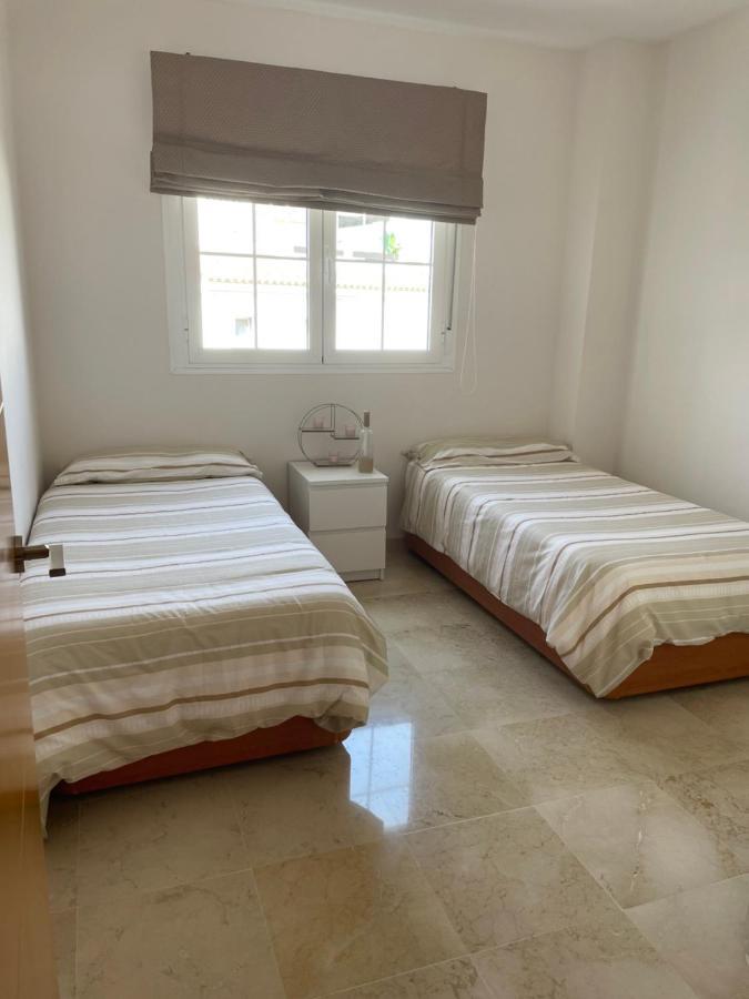 Residencial Duquesa San Luis de Sabinillas Exterior foto